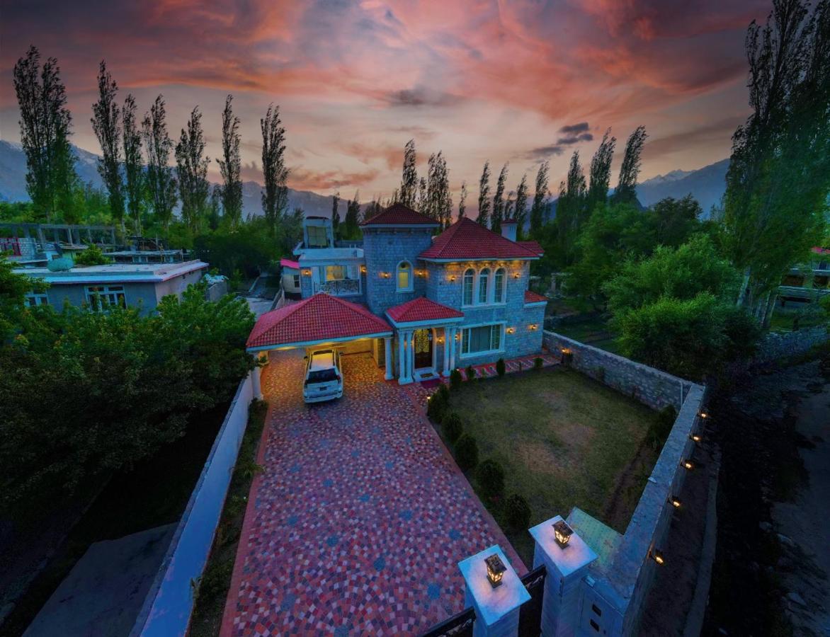 Arish Luxury Suites Skardu Exterior foto