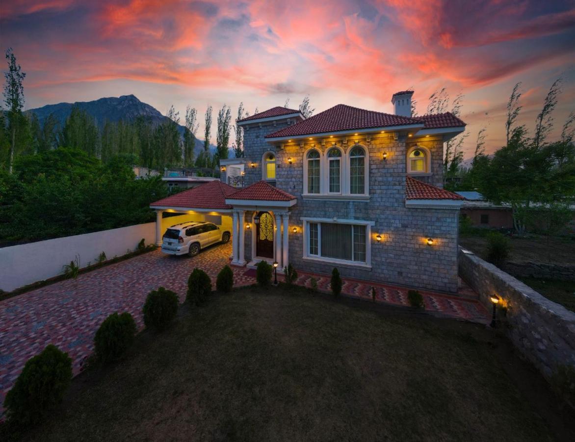 Arish Luxury Suites Skardu Exterior foto